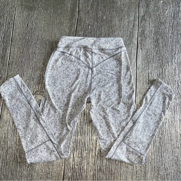 Gymshark Dry Fleur Texture Leggings Gray High Waisted Full Length Size Small - Picture 5 of 7